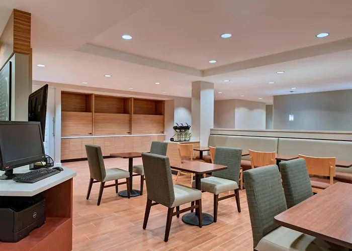 Towneplace Suites By Marriott Lakeland